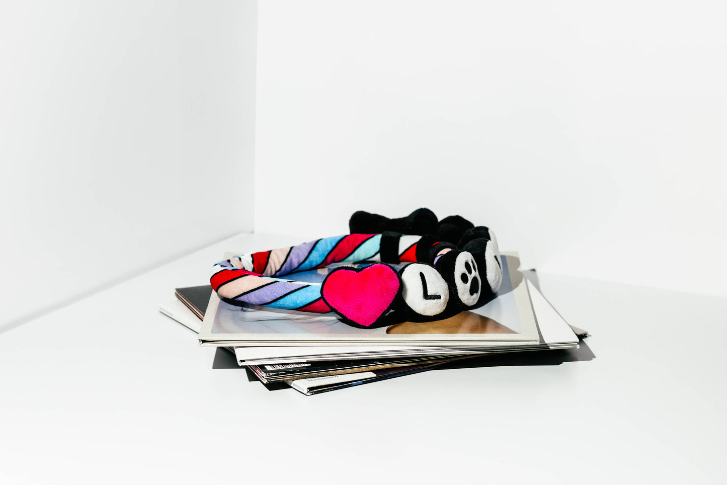 PAWTY ANIMALS Eco-Friendly Lover Bracelet Rope Dog Toy