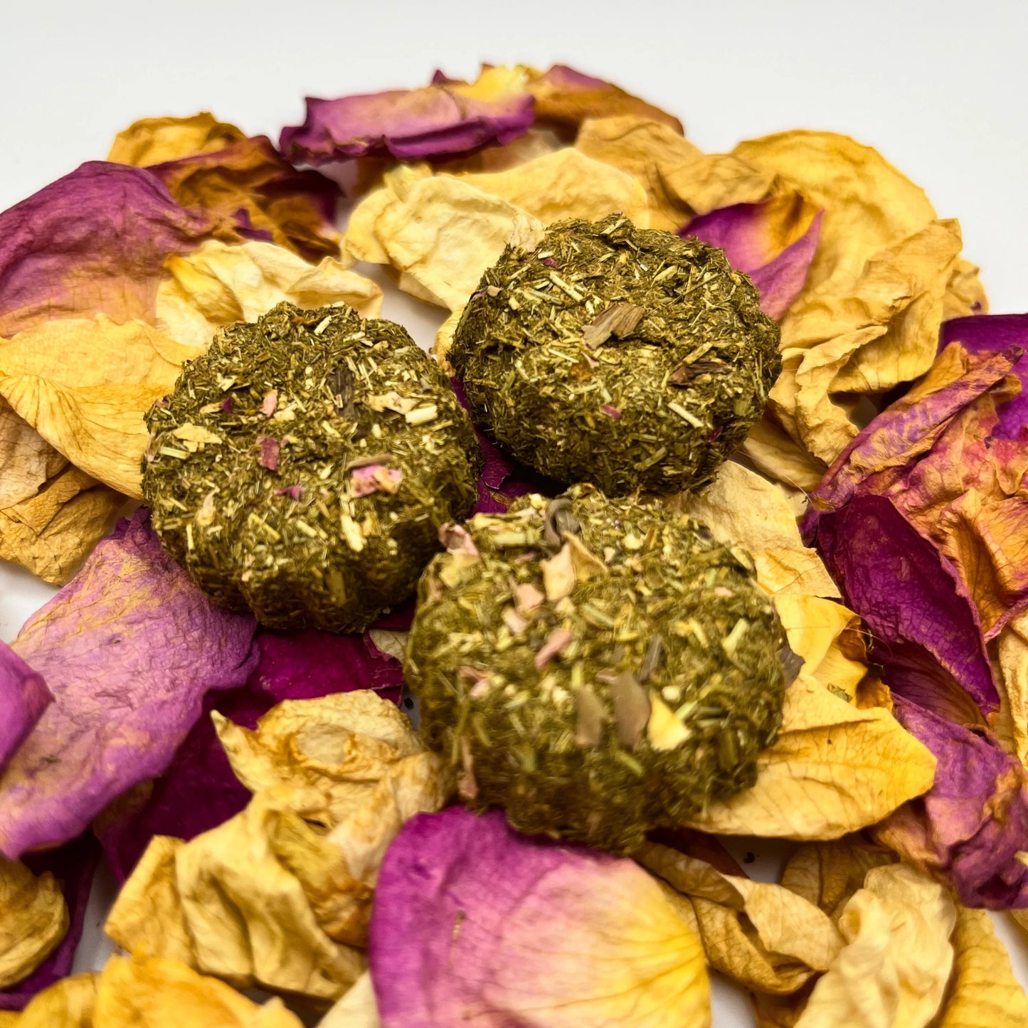 Spring Flower Hay Bites