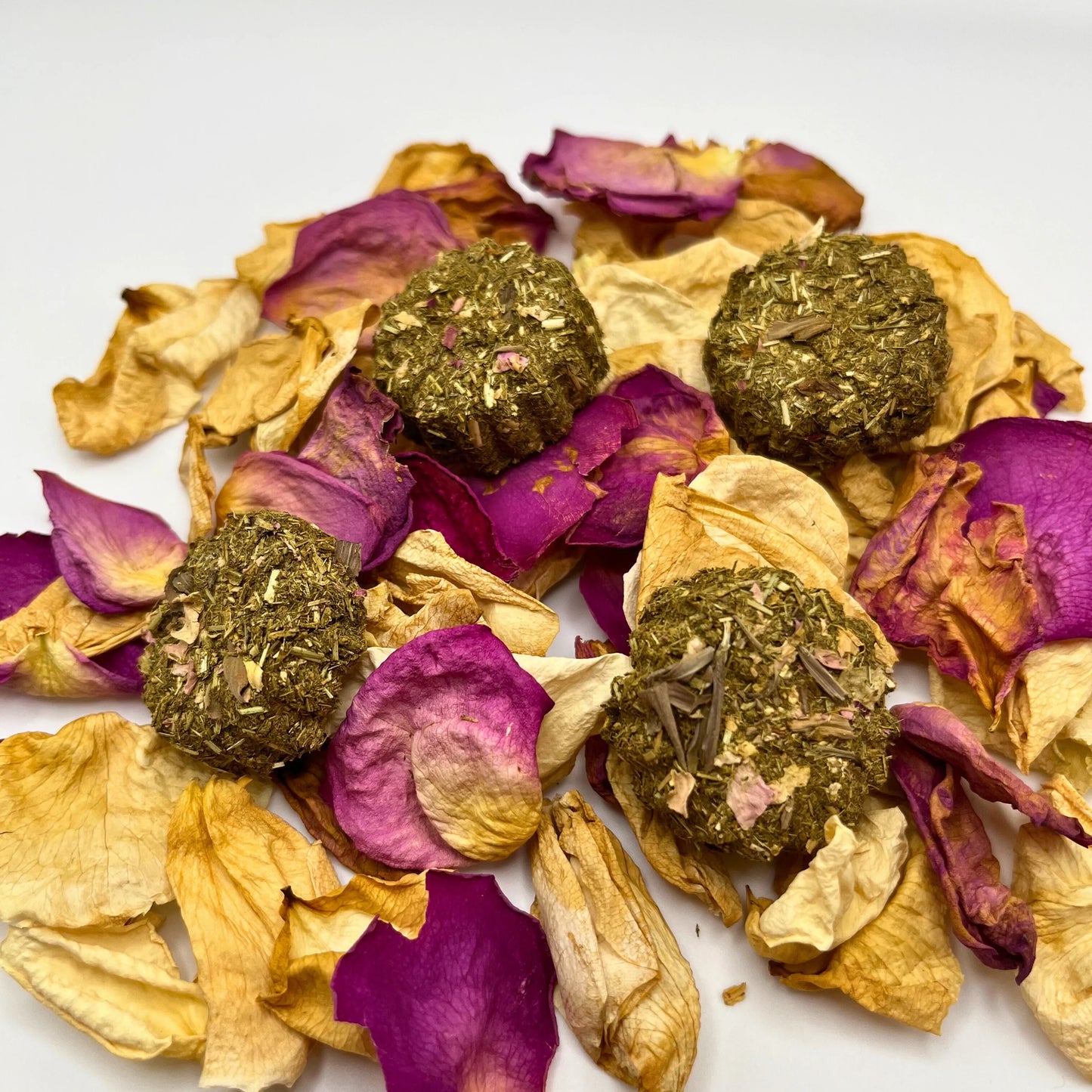 Spring Flower Hay Bites